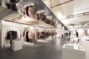 女装店装修图片