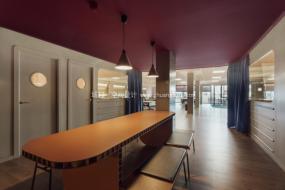 个性简约风格办公室装修高清图片