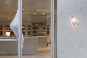 简约风格专卖店装修图片