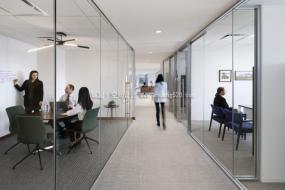 个性风格办公室装潢效果图片