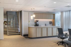 40平米办公室装修高清效果图