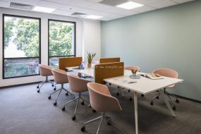 大型综合办公室装修效果图片