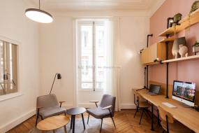 大气简约风公司总裁办公室装修效果图