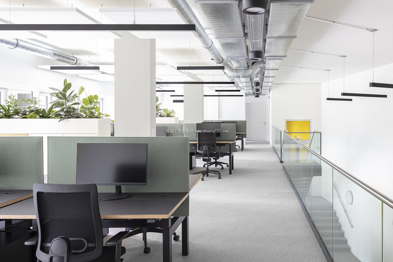 国外办公室吊顶设计装修效果图片欣赏