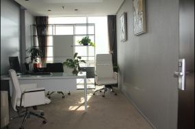 现代混搭风格办公室装修吊顶图片