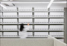 上海专业办公室装修吊顶装饰效果图