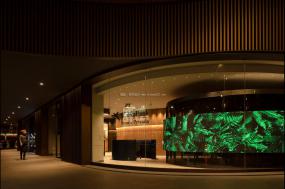 大型办公室室内吊顶装修效果图片