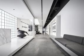 2018现代100平米办公室吊顶装修设计效果图