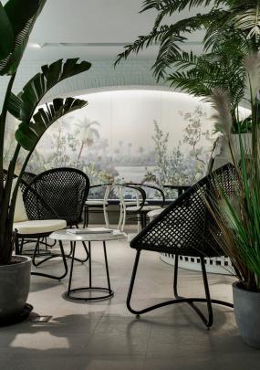 个性现代办公室灯具装修方案装修设计图