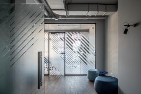 75平loft办公室装修效果图