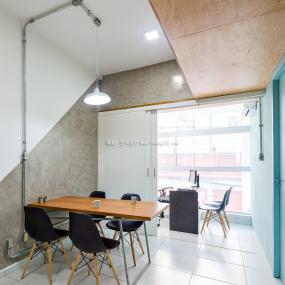 最新现代办公室办公桌摆放室内设计效果图大全