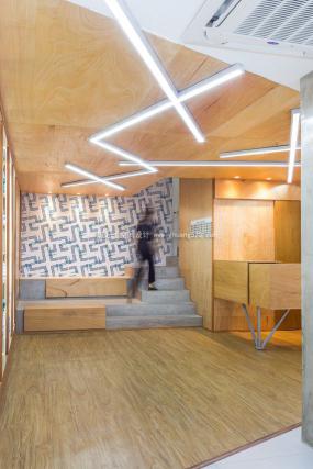 小型办公室盆栽植物装修摆放图片