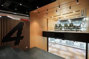 最新办公桌椅现代办公室设计效果图大全