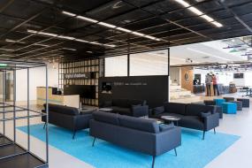 普通小型办公室装修效果图