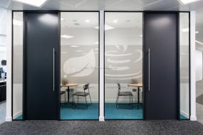 普通小型办公室装修布置效果图片大全