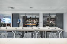 250平办公室复古装修图