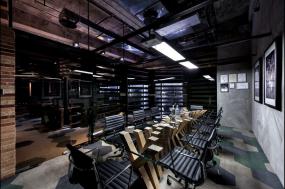 办公室室内墙面置物架装修效果图片