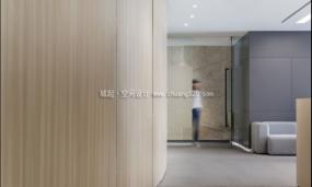 现代办公室简单装修样板间