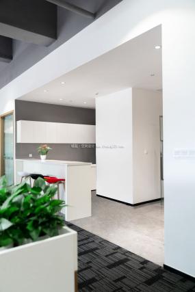 时尚办公室室内装修设计方案