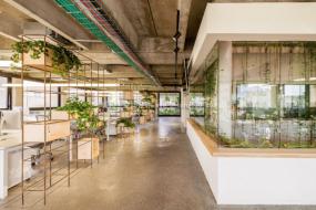 最新现代办公室布置效果图片