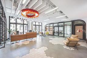 大型工装办公室装修效果图