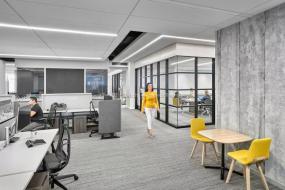 高端办公室装修效果图