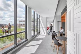 办公室最新室内装修设计效果图片