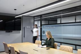 上海现代简约办公空间装修实景图