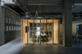 工业风办公室设计装修效果图