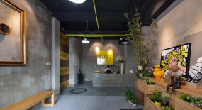 偏工业风办公室设计