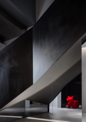 圆形办公工业风设计