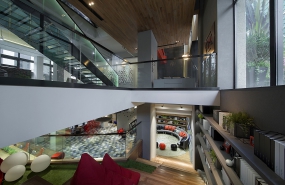 工业风办公楼设计