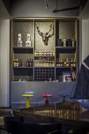 工业中式办公室设计