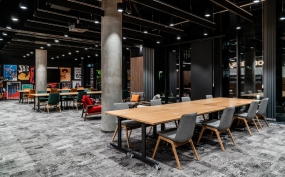 写字楼办公室工业风装修