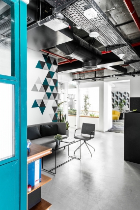 极简工业风办公装修效果图