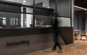 毛坯房工业风装修办公室