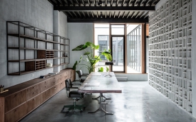 工业风装修公司办公室图片