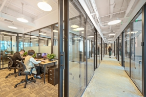 工业风装修吊顶办公室