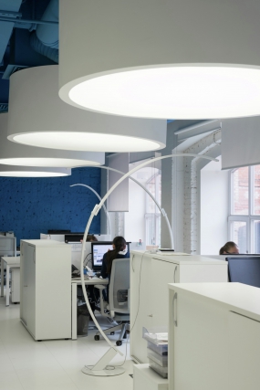 小型老板办公室装修图工业风