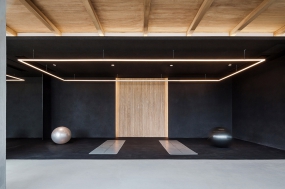 高科技感办公室装修风格