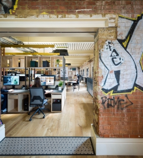 200平米loft办公设计