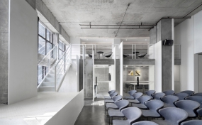 150平方loft办公室装修