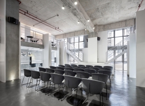 商住loft办公室装修