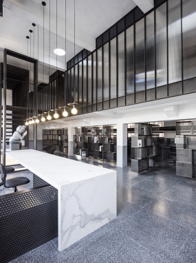 现代科技感的办公室设计