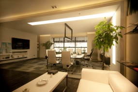 创意经理办公室装修