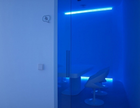 现代创意办公室装修图