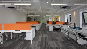 时尚现代简约办公空间设计效果图