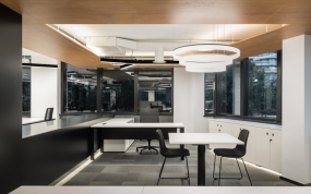 现代简约办公装修效果图