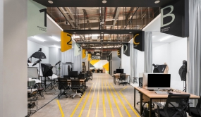 办公室装修现代简约风图片