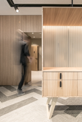 现代时尚简约办公室装修